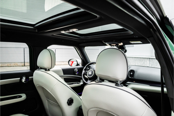 MINI Countryman Cooper S E ALL4 Pano / Adaptieve cruise / Leder / 18inch / Camera /