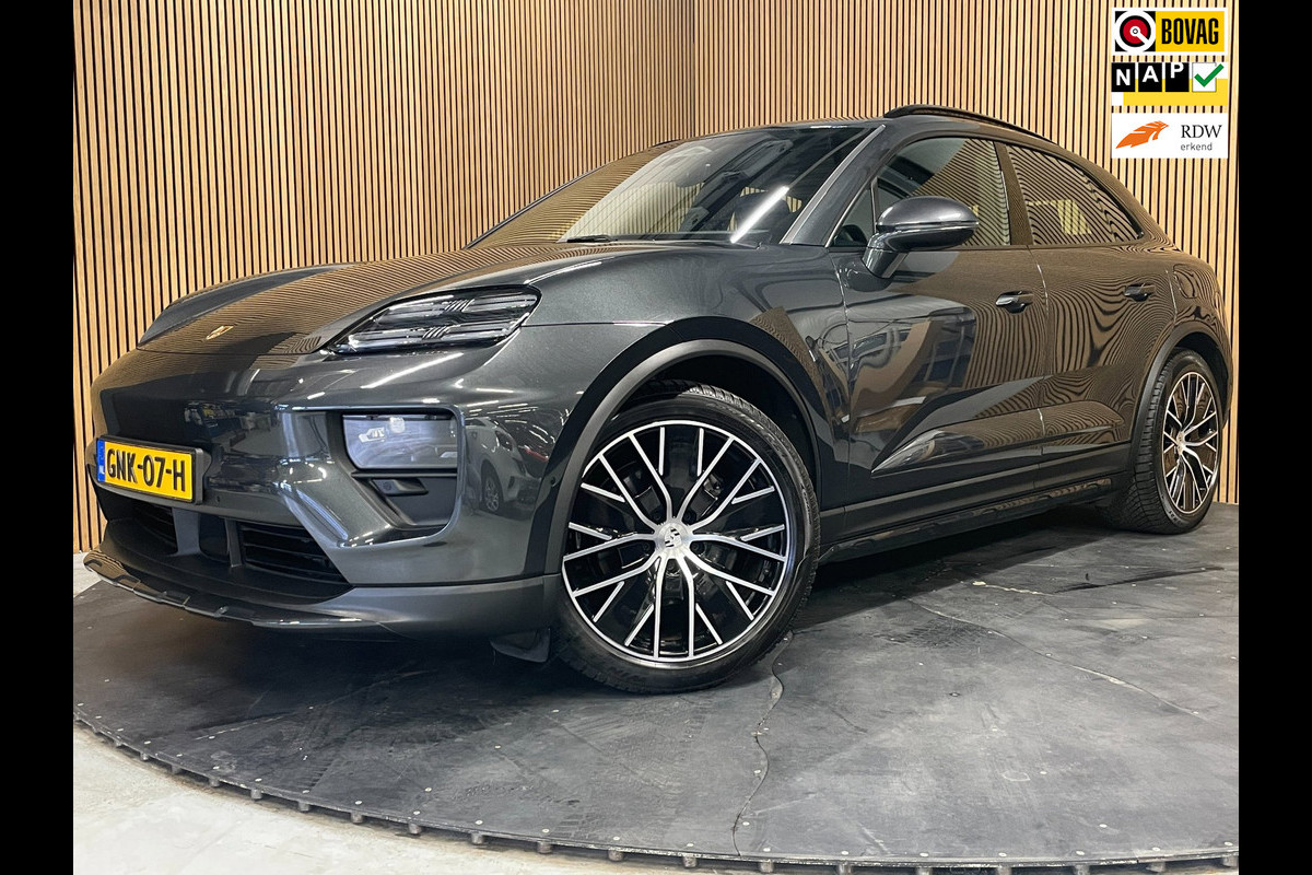 Porsche Macan 4 100 kWh|100% SOH|VULKANGRAU|VOLLEDER|MEMORY|CAMERA|CARPLAY|STOELVERWARMING|21INCH|NAP|NL|INCL.BTW|1e EIGENAAR|