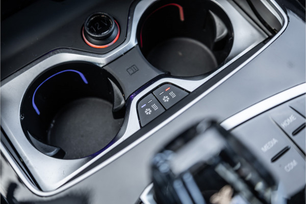 BMW X5 xDrive45e M-Sport Dravitgrau Skylounge / Bowers & Wilkins / Achteras sturing / Individual / Alcantara Hemel /