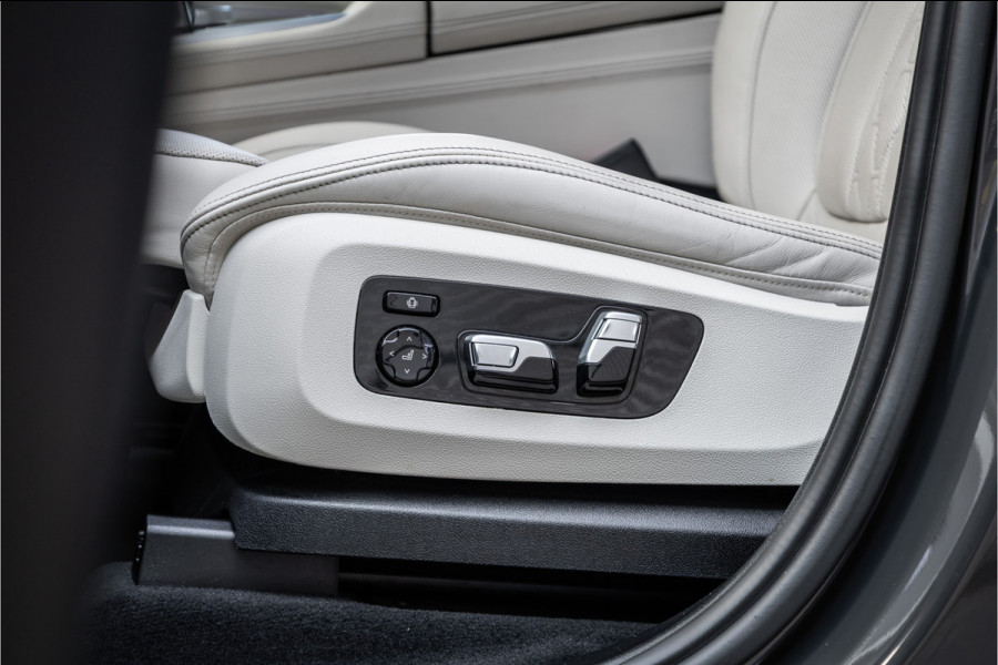 BMW X5 xDrive45e M-Sport Dravitgrau Skylounge / Bowers & Wilkins / Achteras sturing / Individual / Alcantara Hemel /
