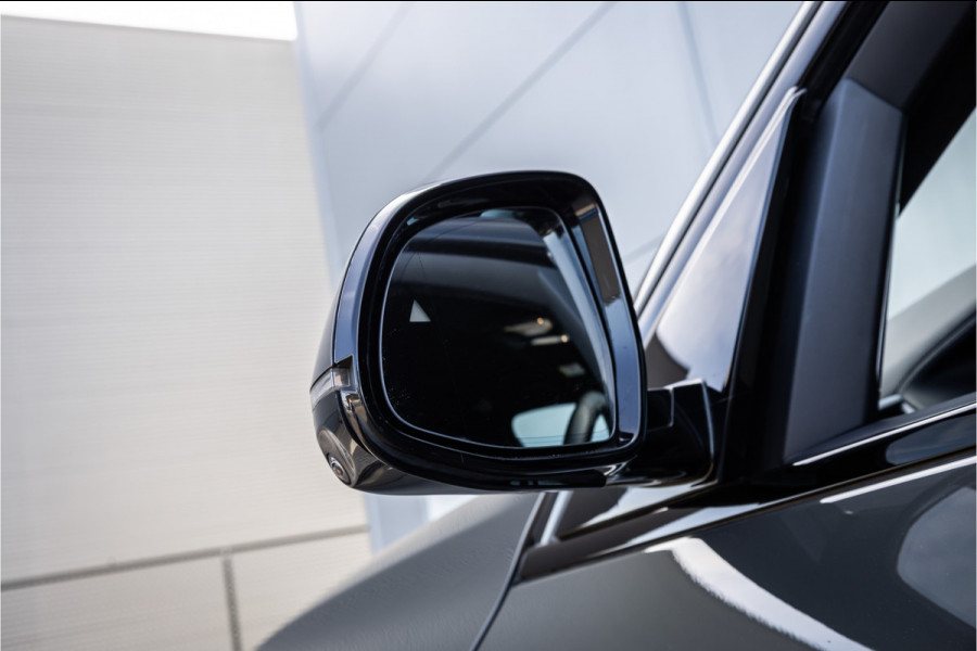 BMW X5 xDrive45e M-Sport Dravitgrau Skylounge / Bowers & Wilkins / Achteras sturing / Individual / Alcantara Hemel /