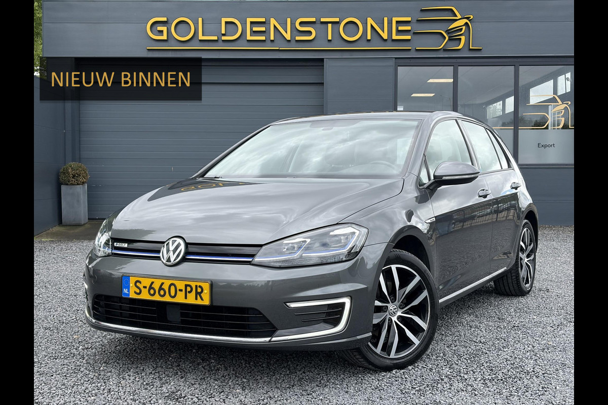 Volkswagen e-Golf e-Golf 1e Eigenaar,SOH % 84.64,Navi,Camera,Draadloos Opladen,Dealer Onderhouden,Clima,Adaptief Cruise,Carplay,Lm velgen,Apk tot 04-2027