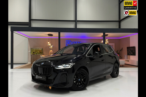 BMW 2 Serie Active Tourer 225e xDrive M-pakket | Plug-in 4x4 | 360° | Elek. Trekhaak