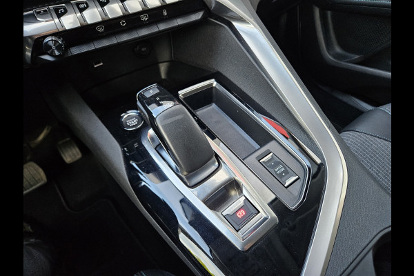 Peugeot 3008 1.6 HYbrid 225 Allure Carplay! Plug-In! Camera! Navigatie! Mooie/Nette Auto!