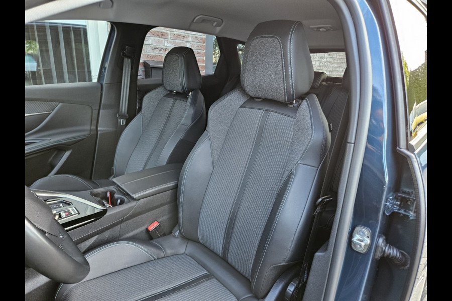Peugeot 3008 1.6 HYbrid 225 Allure Carplay! Plug-In! Camera! Navigatie! Mooie/Nette Auto!