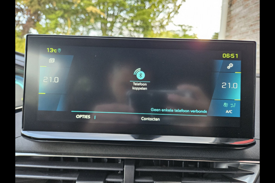 Peugeot 3008 1.6 HYbrid 225 Allure Carplay! Plug-In! Camera! Navigatie! Mooie/Nette Auto!