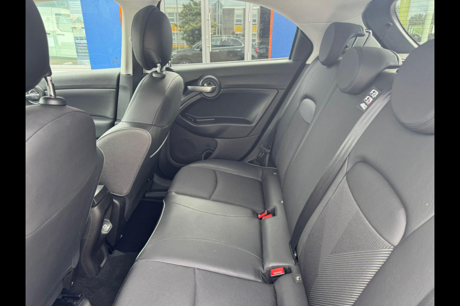 Fiat 500X 1.0 GSE Lounge 120pk | Navigatie | Achteruitrijcamera | Half leder