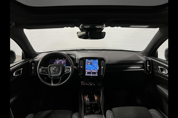 Volvo XC40 Ultimate Dark Open dak | Adapt. cruise | 360 camera | Stuur-/stoelverwarming | Harman/Kardon | Memory | Carplay