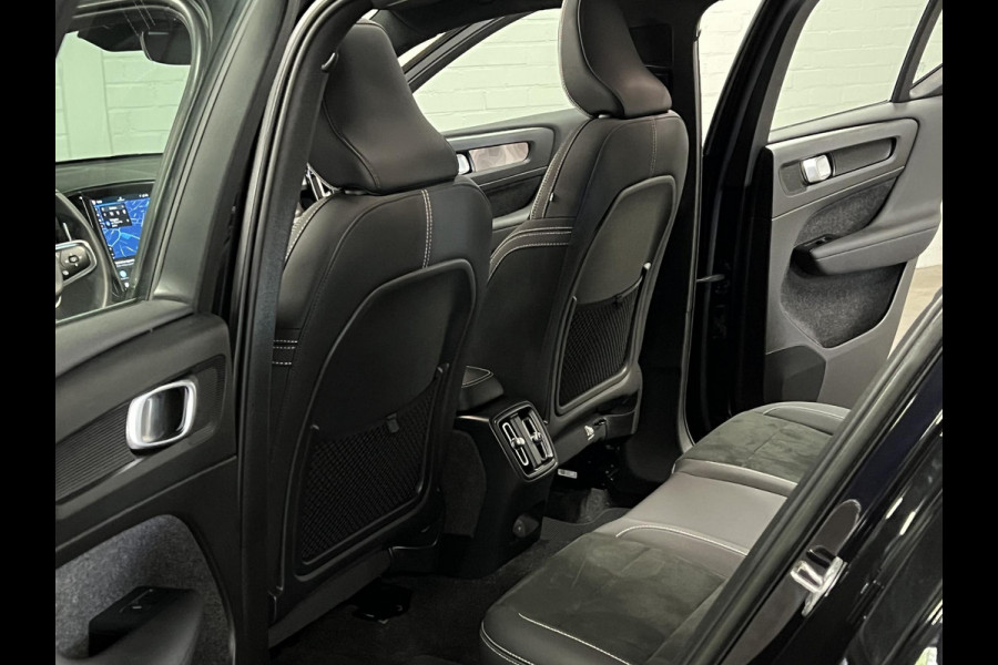 Volvo XC40 Ultimate Dark Open dak | Adapt. cruise | 360 camera | Stuur-/stoelverwarming | Harman/Kardon | Memory | Carplay