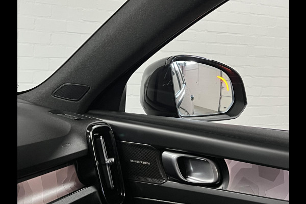 Volvo XC40 Ultimate Dark Open dak | Adapt. cruise | 360 camera | Stuur-/stoelverwarming | Harman/Kardon | Memory | Carplay