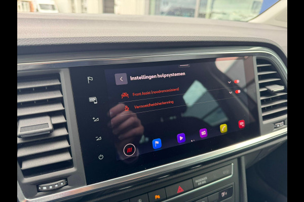 Seat Ateca 1.0 TSI Style Business Intense 110pk | Trekhaak | Navigatie | Achteruitrijcamera