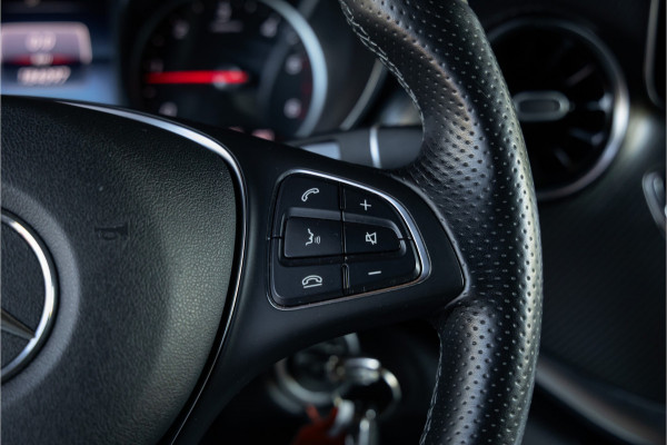 Mercedes-Benz V-Klasse 300d Lang DC AMG-Line Burmester - ACC
