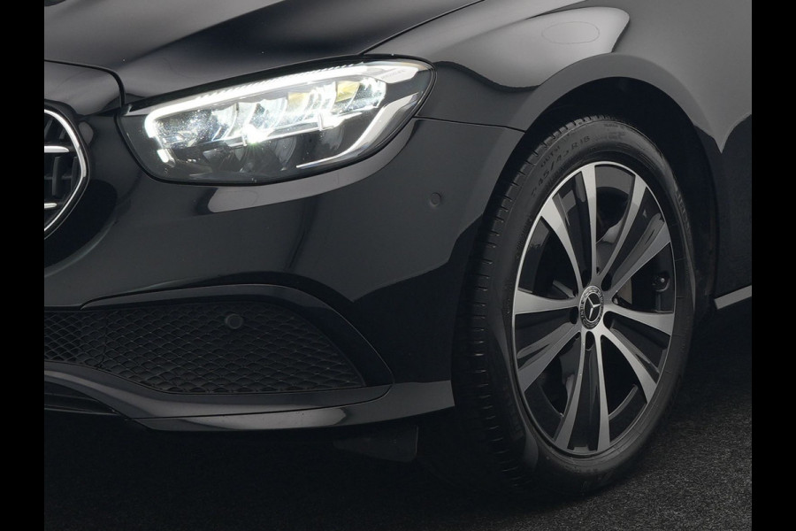 Mercedes-Benz E-Klasse Estate 300e Avantgarde PHEV 320pk Dealer O.H | Widescreen | Sfeerverlichting | Lederen Sportstoelen Verwarmd | Apple Carplay | Camera | Cruise Control |  Navigatie | DAB |  Plug In Hybrid