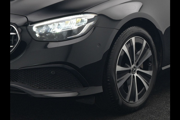 Mercedes-Benz E-Klasse Estate 300e Avantgarde PHEV 320pk Dealer O.H | Widescreen | Sfeerverlichting | Lederen Sportstoelen Verwarmd | Apple Carplay | Camera | Cruise Control |  Navigatie | DAB |  Plug In Hybrid