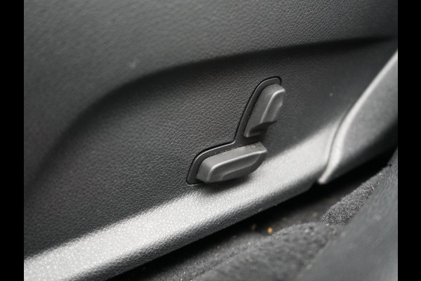 Mercedes-Benz E-Klasse Estate 300e Avantgarde PHEV 320pk Dealer O.H | Widescreen | Sfeerverlichting | Lederen Sportstoelen Verwarmd | Apple Carplay | Camera | Cruise Control |  Navigatie | DAB |  Plug In Hybrid