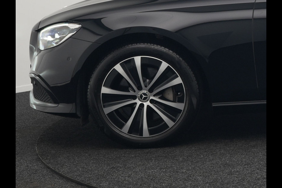 Mercedes-Benz E-Klasse Estate 300e Avantgarde PHEV 320pk Dealer O.H | Widescreen | Sfeerverlichting | Lederen Sportstoelen Verwarmd | Apple Carplay | Camera | Cruise Control |  Navigatie | DAB |  Plug In Hybrid