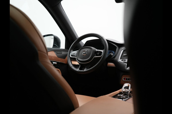 Volvo XC90 T8 Twin Engine AWD Inscription 7 Persoons PHEV 394pk Dealer O.H. | Panodak | Adaptive Cruise | Luxe Lederen Sportstoelen Memory & Verwarmd | 360 Camera | Head Up | Harman Kardon | Apple Carplay | Blis | Virtual | Navigatie | 21"L.M | Plug In Hybrid