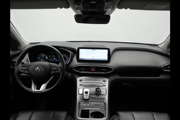 Hyundai Santa Fe 1.6 T-GDI Comfort Smart Sky PHEV 266pk Dealer O.H. | Trekhaak Afn. | Panodak | Adaptive Cruise | Camera | Krell Audio | Lederen Sportstoelen Verwarmd | Apple Carplay | Keyless | Blis | Stuur Verwarmd | Navigatie | DAB | Plug In Hybrid