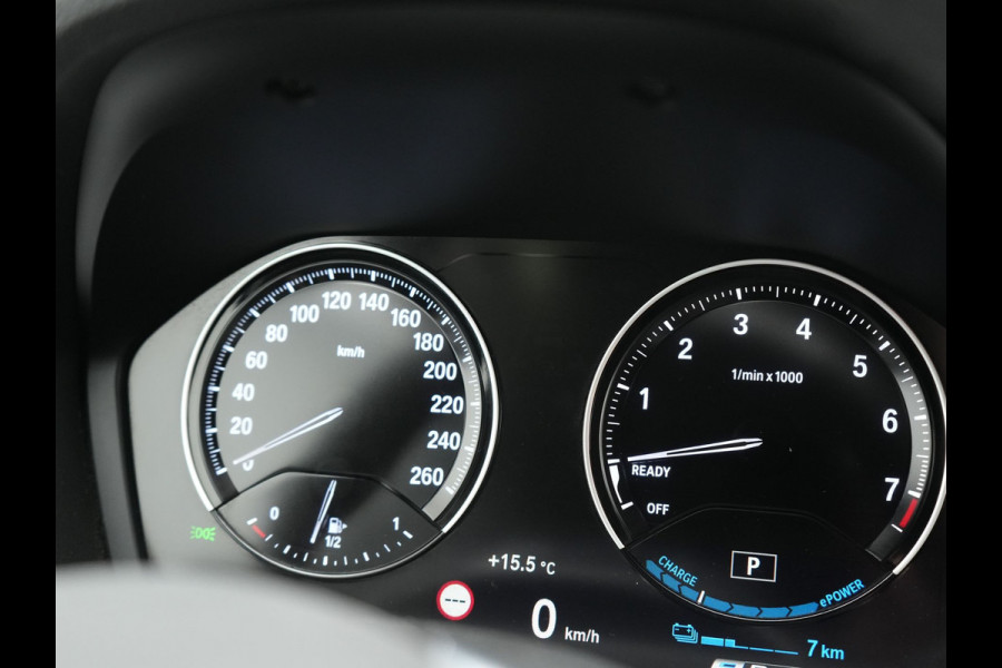 BMW X1 xDrive25e Sportline PHEV 221pk Dealer O.H. | Trekhaak Afn. | Camera | Sportstoelen Memory & Verwarmd | Keyless | Sfeerverlichting | Adaptive LED | Cruise Control | Navigatie | DAB |  Plug In Hybrid