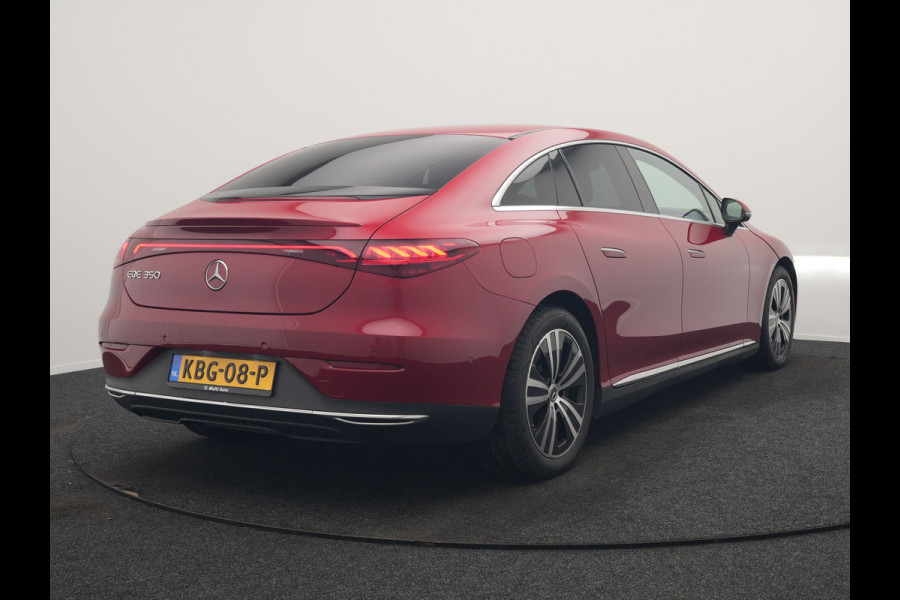 Mercedes-Benz EQE 350 Advantage 100 kWh 292pk Dealer O.H. | Adaptive Cruise | Luchtvering | Burmester Audio | Digital Light | 360 Camera | Lederen Sportstoelen Memory & Verwarmd | Sfeerverlichting | Keyless | Apple Carplay | Virtual | Navigatie |
