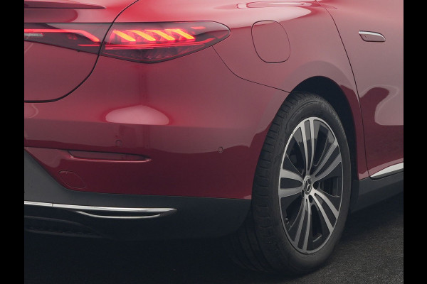 Mercedes-Benz EQE 350 Advantage 100 kWh 292pk Dealer O.H. | Adaptive Cruise | Luchtvering | Burmester Audio | Digital Light | 360 Camera | Lederen Sportstoelen Memory & Verwarmd | Sfeerverlichting | Keyless | Apple Carplay | Virtual | Navigatie |