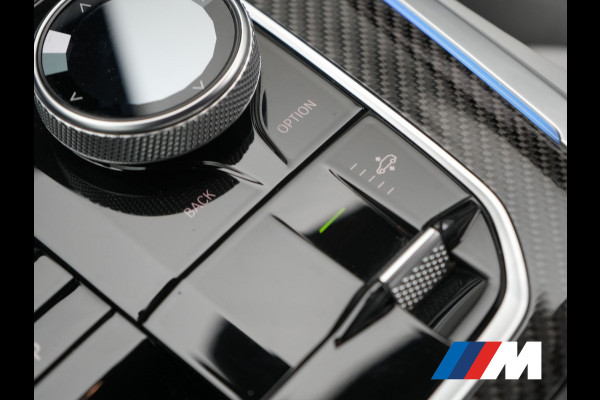 BMW X5 xDrive50e M Sport PHEV 490pk Dealer O.H. | Panodak | Luchtvering | Adaptive Cruise | Head Up | 360 Camera | Harman / Kardon | Lederen Sportstoelen Memory & Verwarmd | Sfeerverlichting | Apple Carplay | Keyless | Blis | 20"L.M | Plug