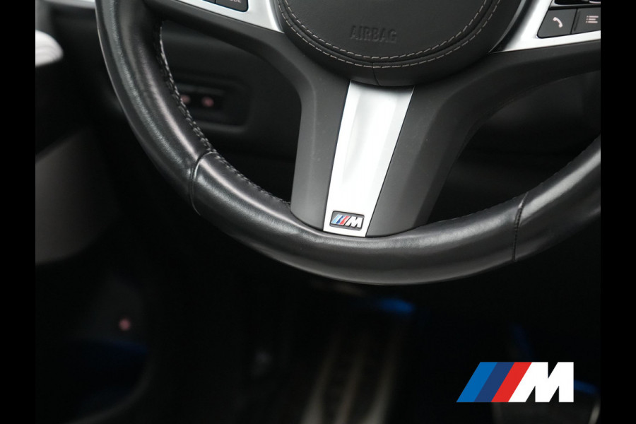 BMW X5 xDrive50e M Sport PHEV 490pk Dealer O.H. | Panodak | Luchtvering | Adaptive Cruise | Head Up | 360 Camera | Harman / Kardon | Lederen Sportstoelen Memory & Verwarmd | Sfeerverlichting | Apple Carplay | Keyless | Blis | 20"L.M | Plug