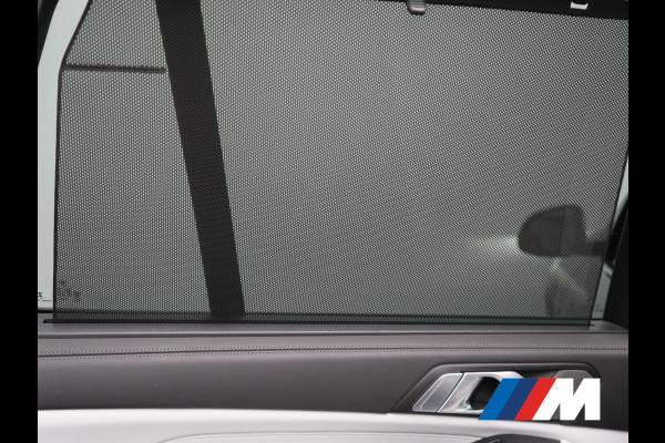 BMW X5 xDrive50e M Sport PHEV 490pk Dealer O.H. | Panodak | Luchtvering | Adaptive Cruise | Head Up | 360 Camera | Harman / Kardon | Lederen Sportstoelen Memory & Verwarmd | Sfeerverlichting | Apple Carplay | Keyless | Blis | 20"L.M | Plug