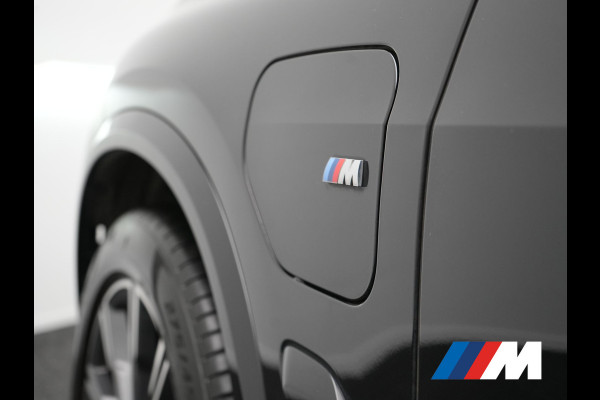 BMW X5 xDrive50e M Sport PHEV 490pk Dealer O.H. | Panodak | Luchtvering | Adaptive Cruise | Head Up | 360 Camera | Harman / Kardon | Lederen Sportstoelen Memory & Verwarmd | Sfeerverlichting | Apple Carplay | Keyless | Blis | 20"L.M | Plug