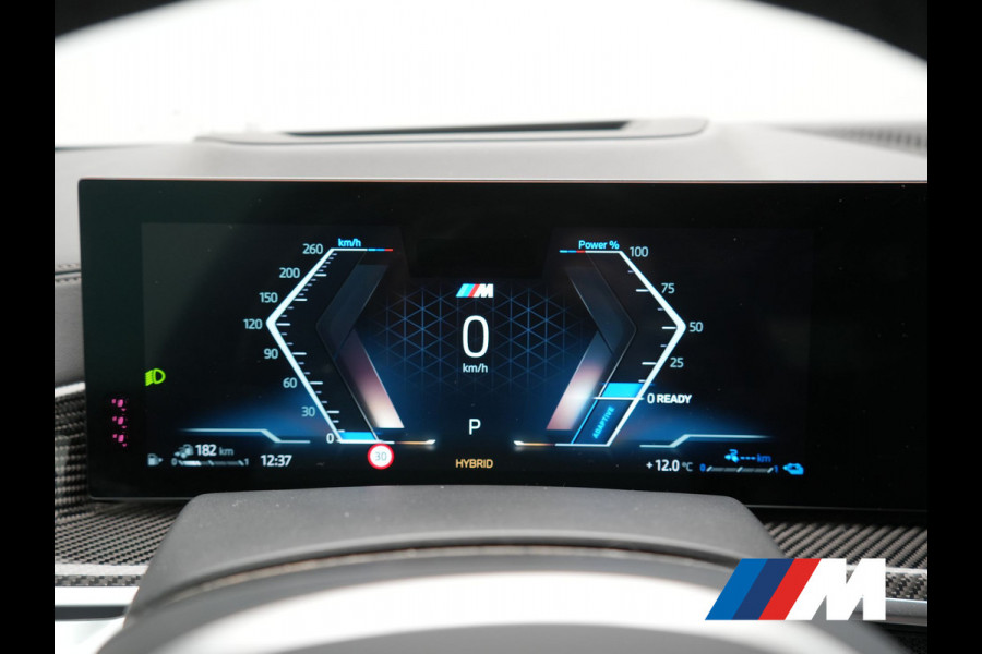 BMW X5 xDrive50e M Sport PHEV 490pk Dealer O.H. | Panodak | Luchtvering | Adaptive Cruise | Head Up | 360 Camera | Harman / Kardon | Lederen Sportstoelen Memory & Verwarmd | Sfeerverlichting | Apple Carplay | Keyless | Blis | 20"L.M | Plug