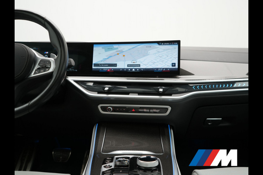 BMW X5 xDrive50e M Sport PHEV 490pk Dealer O.H. | Panodak | Luchtvering | Adaptive Cruise | Head Up | 360 Camera | Harman / Kardon | Lederen Sportstoelen Memory & Verwarmd | Sfeerverlichting | Apple Carplay | Keyless | Blis | 20"L.M | Plug