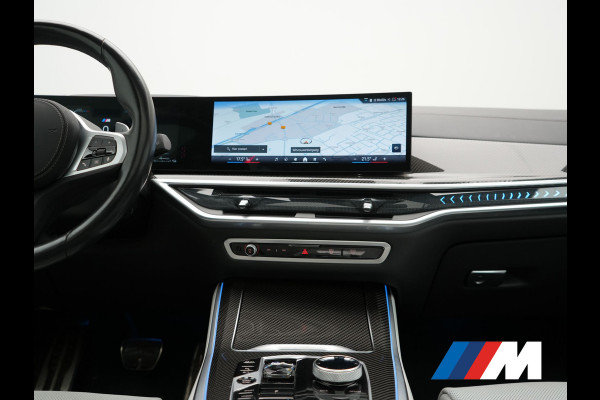 BMW X5 xDrive50e M Sport PHEV 490pk Dealer O.H. | Panodak | Luchtvering | Adaptive Cruise | Head Up | 360 Camera | Harman / Kardon | Lederen Sportstoelen Memory & Verwarmd | Sfeerverlichting | Apple Carplay | Keyless | Blis | 20"L.M | Plug