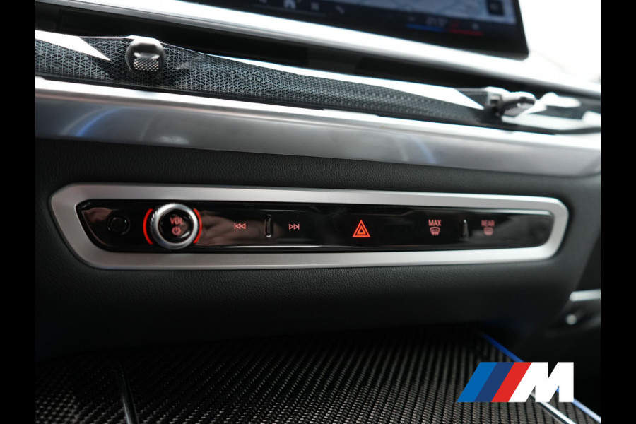 BMW X5 xDrive50e M Sport PHEV 490pk Dealer O.H. | Panodak | Luchtvering | Adaptive Cruise | Head Up | 360 Camera | Harman / Kardon | Lederen Sportstoelen Memory & Verwarmd | Sfeerverlichting | Apple Carplay | Keyless | Blis | 20"L.M | Plug