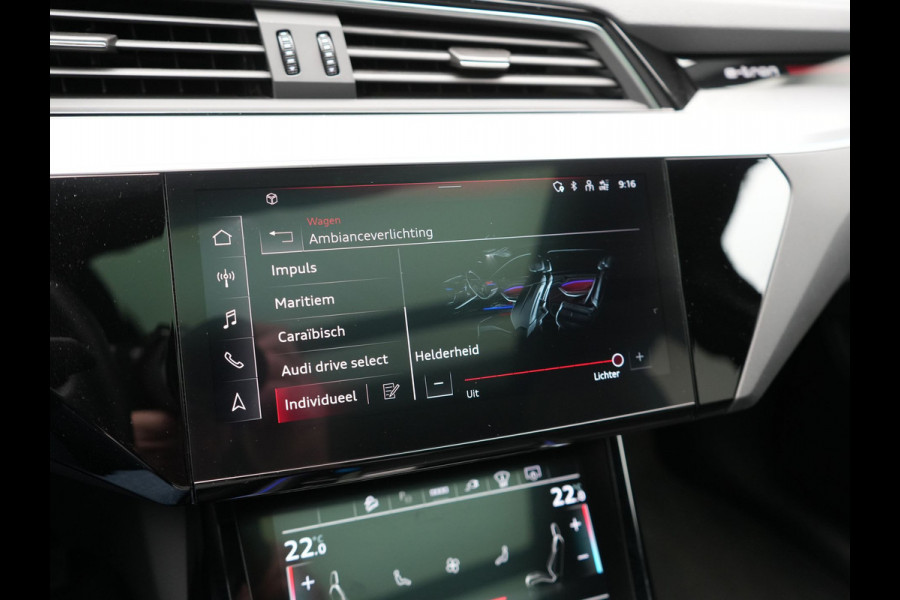 Audi e-tron 50 Quattro 2x S Line 313pk 71 kWh Dealer O.H INCL BTW | Luchtvering | Panodak | Head Up | Adaptive Cruise | Sfeerverlichting | Lederen Sportstoelen Verwarmd | Keyless | Navigatie | 20"L.M | DAB | Virtual |