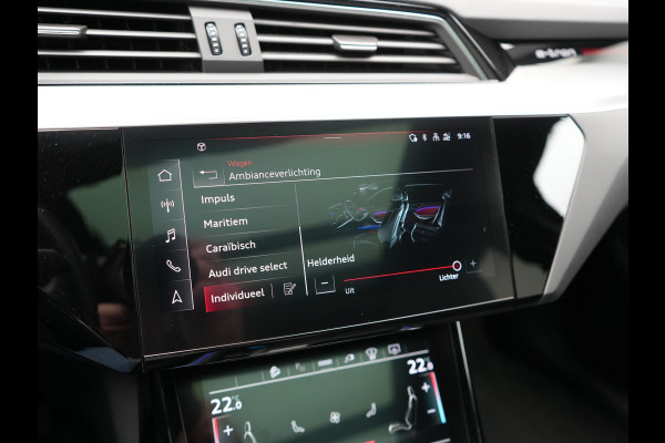 Audi e-tron 50 Quattro 2x S Line 313pk 71 kWh Dealer O.H INCL BTW | Luchtvering | Panodak | Head Up | Adaptive Cruise | Sfeerverlichting | Lederen Sportstoelen Verwarmd | Keyless | Navigatie | 20"L.M | DAB | Virtual |