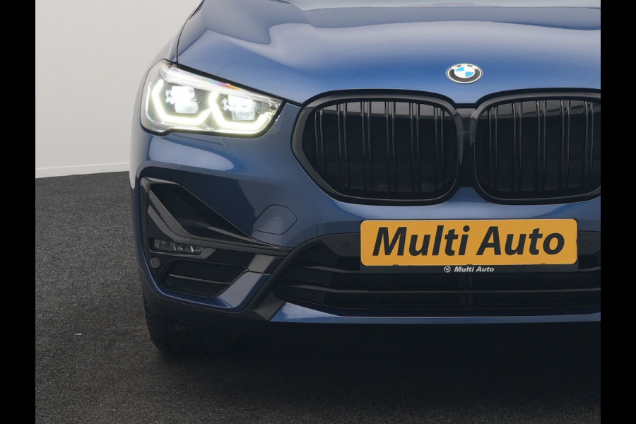 BMW X1 xDrive25e Sportline PHEV 221pk Dealer O.H. | Trekhaak Afn. | Camera | Adaptive LED | Hifi Sound | Sportstoelen Verwarmd | Sfeerverlichting | Apple Carplay | Navigatie | DAB | Cruise Control | Plug In Hybrid |