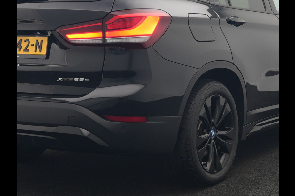 BMW X1 xDrive25e Sportline PHEV 221pk | Camera | Sfeerverlichting | Sportstoelen Verwarmd | Navigatie | Cruise Control | LED Koplampen | DAB | Plug In Hybrid |