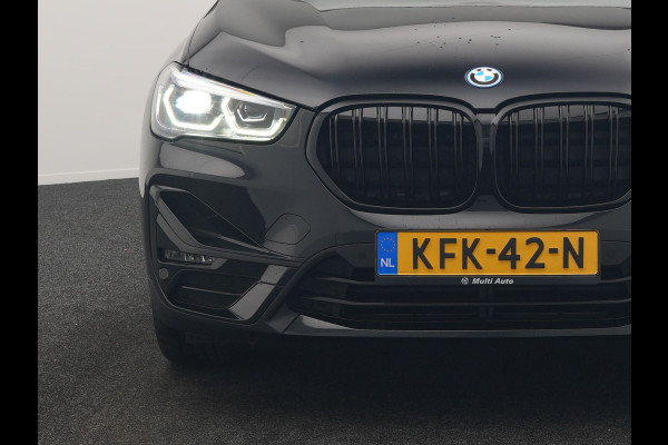 BMW X1 xDrive25e Sportline PHEV 221pk | Camera | Sfeerverlichting | Sportstoelen Verwarmd | Navigatie | Cruise Control | LED Koplampen | DAB | Plug In Hybrid |