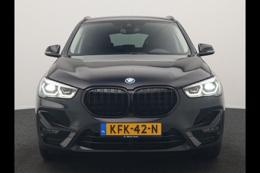 BMW X1 xDrive25e Sportline PHEV 221pk | Camera | Sfeerverlichting | Sportstoelen Verwarmd | Navigatie | Cruise Control | LED Koplampen | DAB | Plug In Hybrid |