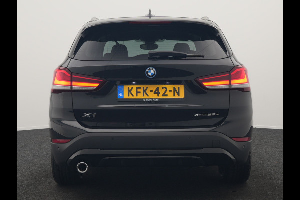 BMW X1 xDrive25e Sportline PHEV 221pk | Camera | Sfeerverlichting | Sportstoelen Verwarmd | Navigatie | Cruise Control | LED Koplampen | DAB | Plug In Hybrid |
