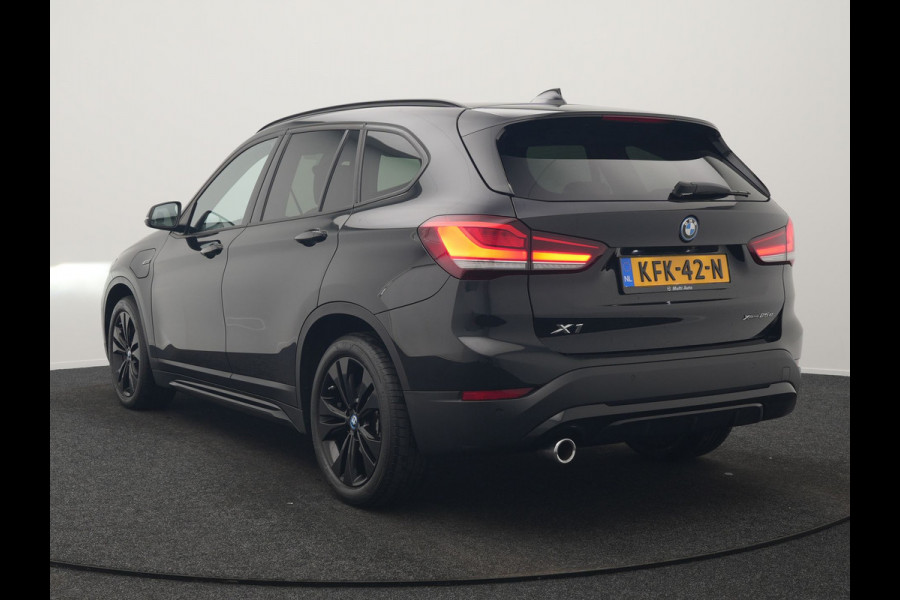 BMW X1 xDrive25e Sportline PHEV 221pk | Camera | Sfeerverlichting | Sportstoelen Verwarmd | Navigatie | Cruise Control | LED Koplampen | DAB | Plug In Hybrid |