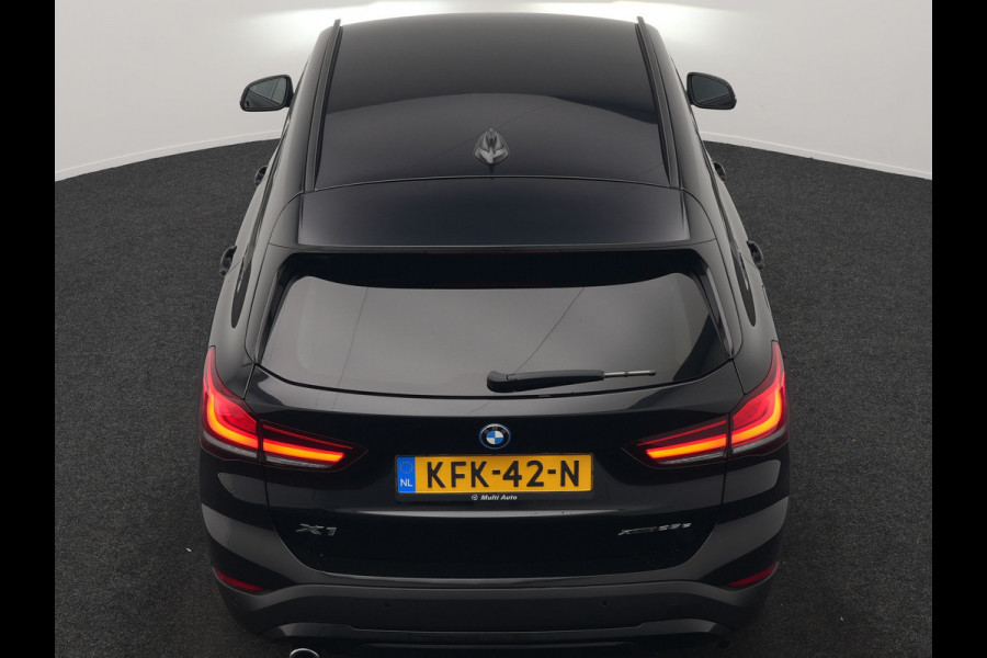 BMW X1 xDrive25e Sportline PHEV 221pk | Camera | Sfeerverlichting | Sportstoelen Verwarmd | Navigatie | Cruise Control | LED Koplampen | DAB | Plug In Hybrid |