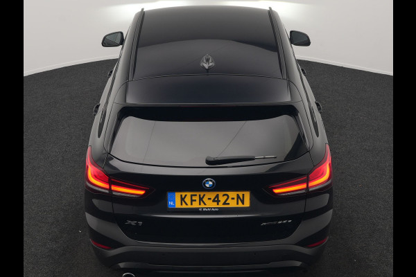 BMW X1 xDrive25e Sportline PHEV 221pk | Camera | Sfeerverlichting | Sportstoelen Verwarmd | Navigatie | Cruise Control | LED Koplampen | DAB | Plug In Hybrid |