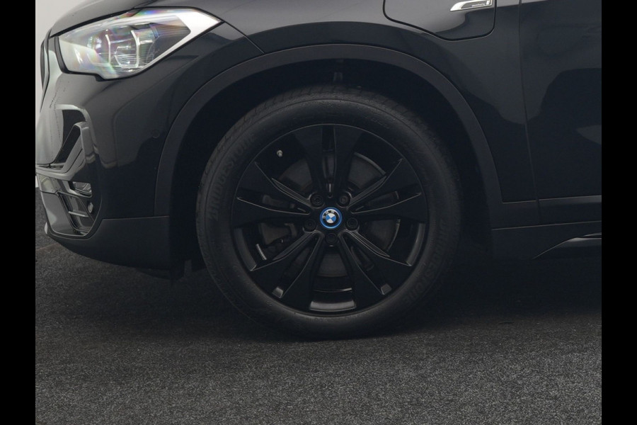 BMW X1 xDrive25e Sportline PHEV 221pk | Camera | Sfeerverlichting | Sportstoelen Verwarmd | Navigatie | Cruise Control | LED Koplampen | DAB | Plug In Hybrid |