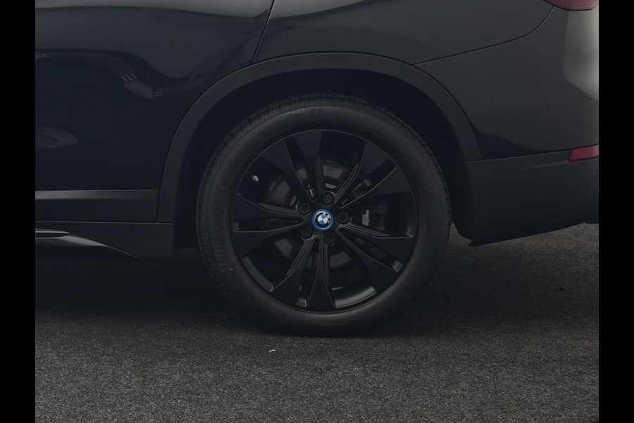 BMW X1 xDrive25e Sportline PHEV 221pk | Camera | Sfeerverlichting | Sportstoelen Verwarmd | Navigatie | Cruise Control | LED Koplampen | DAB | Plug In Hybrid |