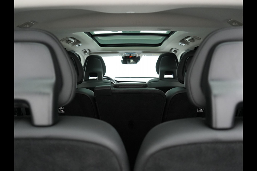 Volvo XC90 T8 Recharge AWD Inscription 7 Persoons PHEV 394pk | Panodak | Adaptive Cruise | Camera | Lederen Sportstoelen Memory & Verwarmd | Stuur Verwarmd | Keyless | Blis | Apple Carplay | Navigatie | DAB | Plug In Hybrid |