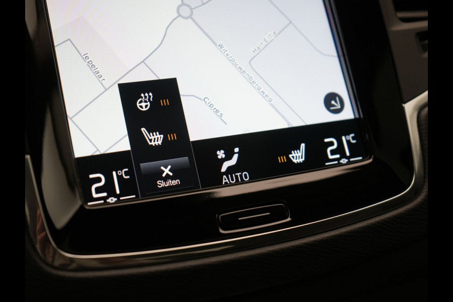 Volvo XC90 T8 Recharge AWD Inscription 7 Persoons PHEV 394pk | Panodak | Adaptive Cruise | Camera | Lederen Sportstoelen Memory & Verwarmd | Stuur Verwarmd | Keyless | Blis | Apple Carplay | Navigatie | DAB | Plug In Hybrid |