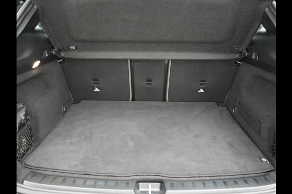 Mercedes-Benz EQA 250+ Business Line 74 kWh LONG RANGE 191pk Dealer O.H. | MBUX Widescreen Navi | Camera | Sfeerverlichting | 18"L.M | Sportstoelen Verwarmd | Apple Carplay | Cruise Control | Navigatie | DAB |