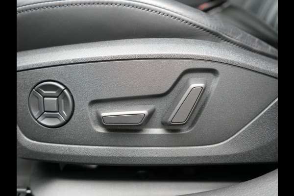 Audi A6 Avant 50 TFSI e quattro S-Line PHEV 300pk Dealer O.H | Panodak | Head Up | Adaptive Cruise | Lederen Sportstoelen Memory & Verwarmd | S Sportstuur Verwarmd | Apple Carplay | Blis | Sfeerverlichting | Keyless | Navigatie | Virtual | DAB | 19" L. | Plug In Hybrid |