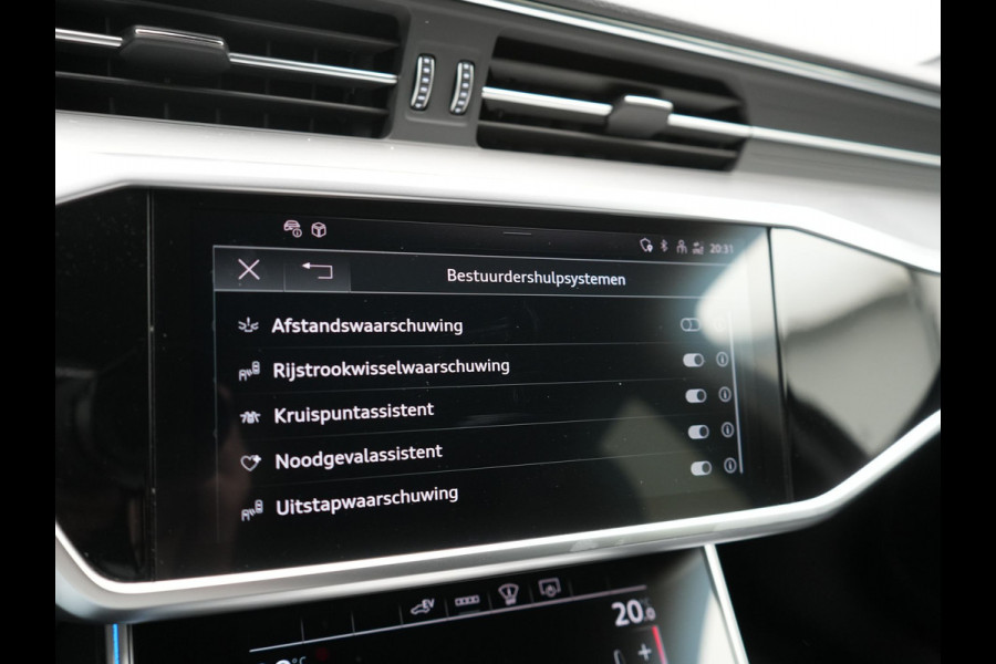 Audi A6 Avant 50 TFSI e quattro S-Line PHEV 300pk Dealer O.H | Panodak | Head Up | Adaptive Cruise | Lederen Sportstoelen Memory & Verwarmd | S Sportstuur Verwarmd | Apple Carplay | Blis | Sfeerverlichting | Keyless | Navigatie | Virtual | DAB | 19" L. | Plug In Hybrid |